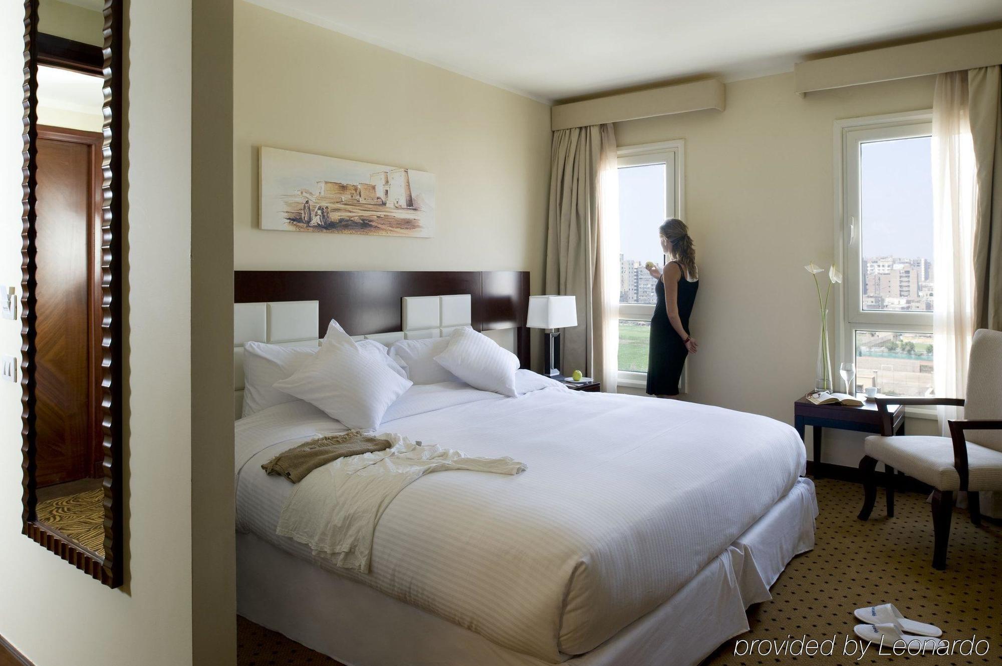 Hotel Barcelo Cairo Pyramids Giza Pokoj fotografie
